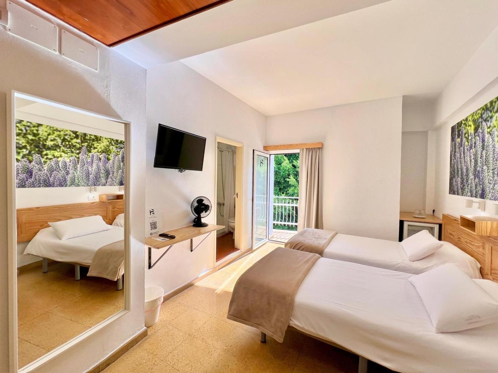 Hotel Eden Los Llanos De Aridane Luaran gambar